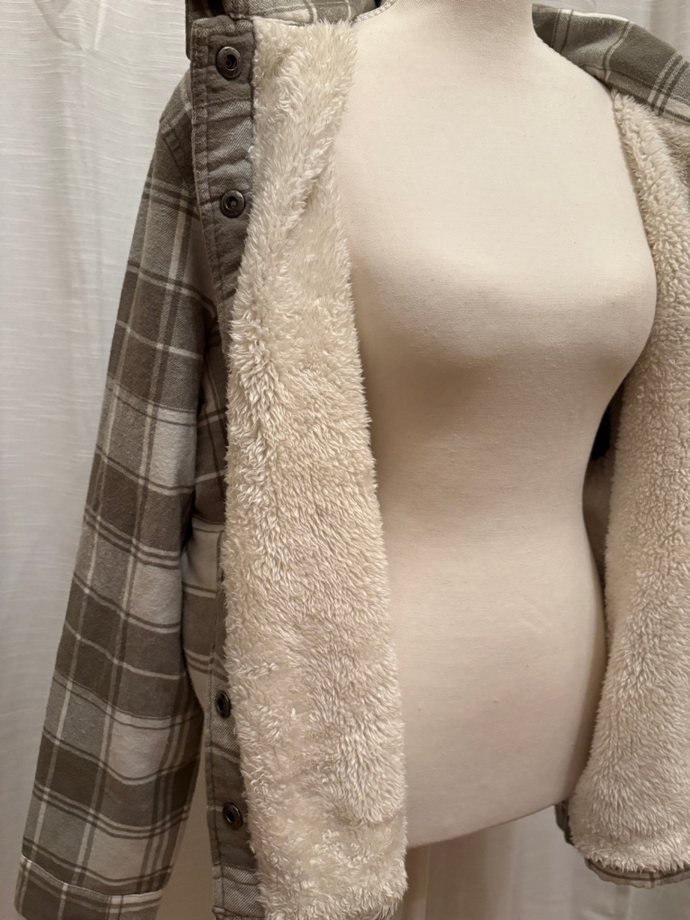 Lucky Brand Army/Olive Green & Cream Plaid Utility Shacket - Picture 6 of 14